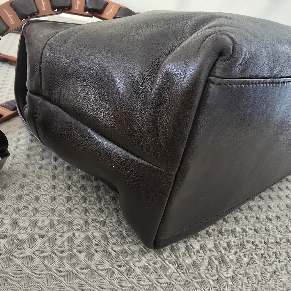 Salvatore Ferragamo LEATHER - Picture 16 of 16